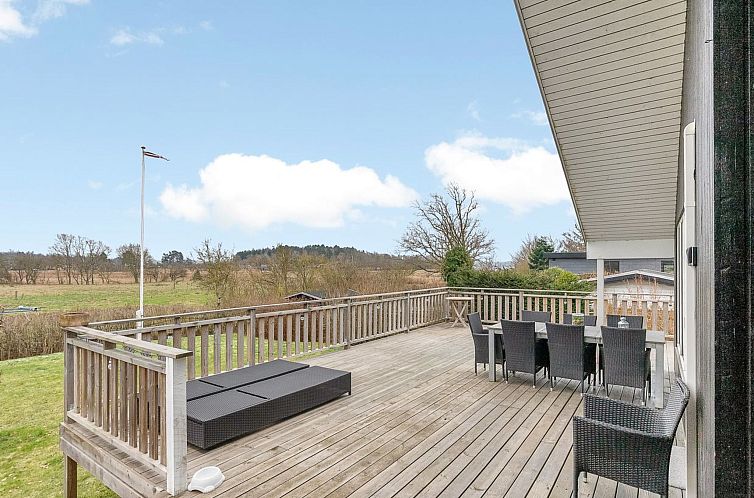 Vakantiehuis "Filisha" - 200m from the sea