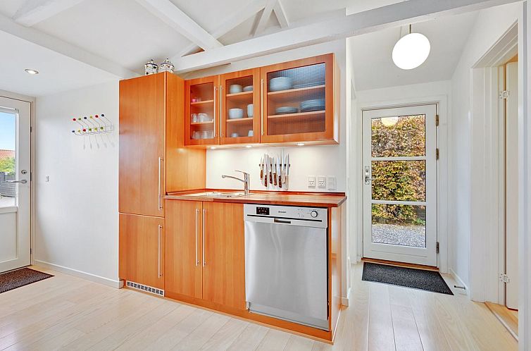 Vakantiehuis "Kamilla" - 200m from the sea