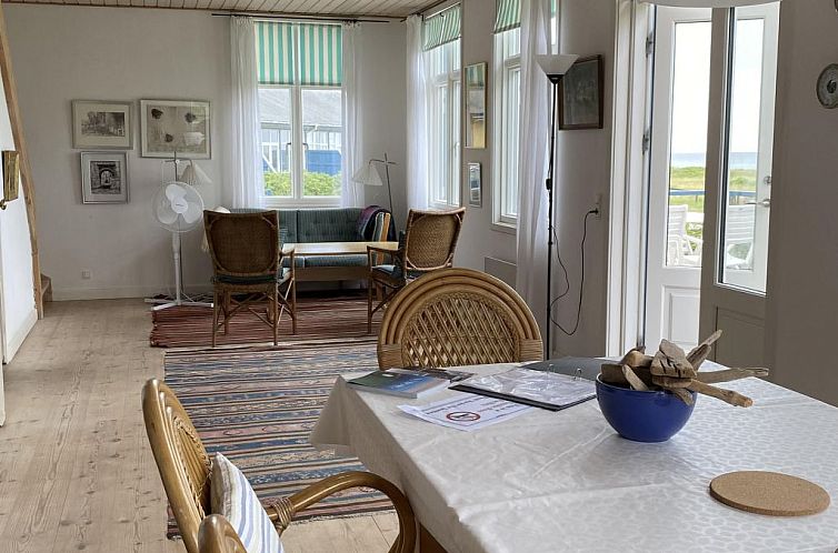 Vakantiehuis Historisches Strandanwesen mit Meerblick