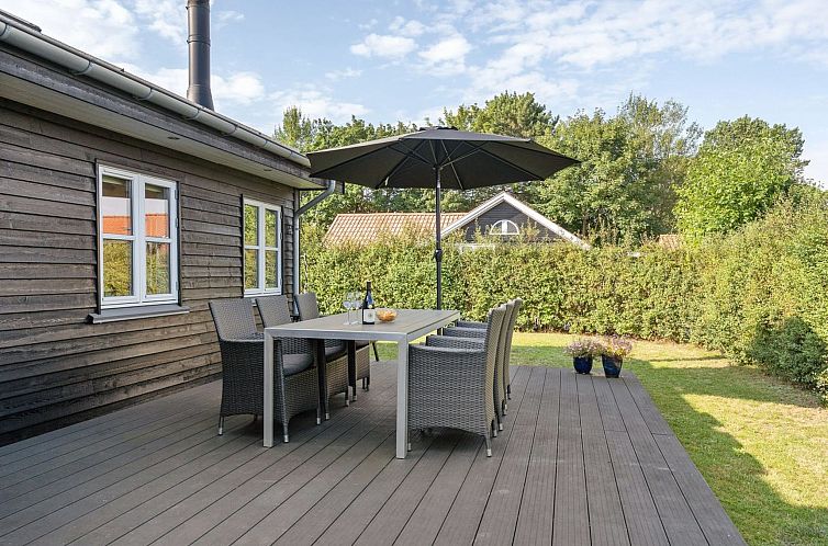 Vakantiehuis "Kamilla" - 200m from the sea