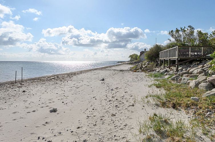 Vakantiehuis "Keti" - 5m from the sea