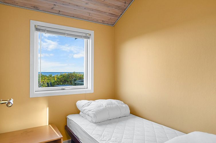 Vakantiehuis "Astrath" - 10m from the sea