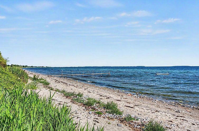 Vakantiehuis "Astrath" - 10m from the sea