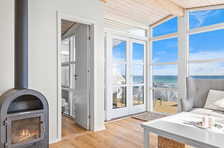 Vakantiehuis "Answald" - 10m from the sea