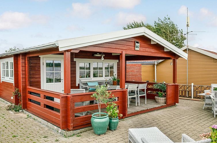 Vakantiehuis "Topi" - 15m from the sea