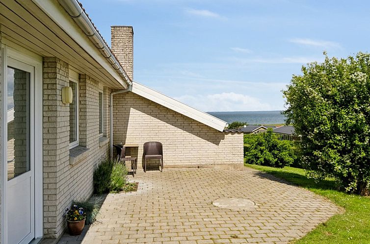 Vakantiehuis "Matthias" - 300m from the sea