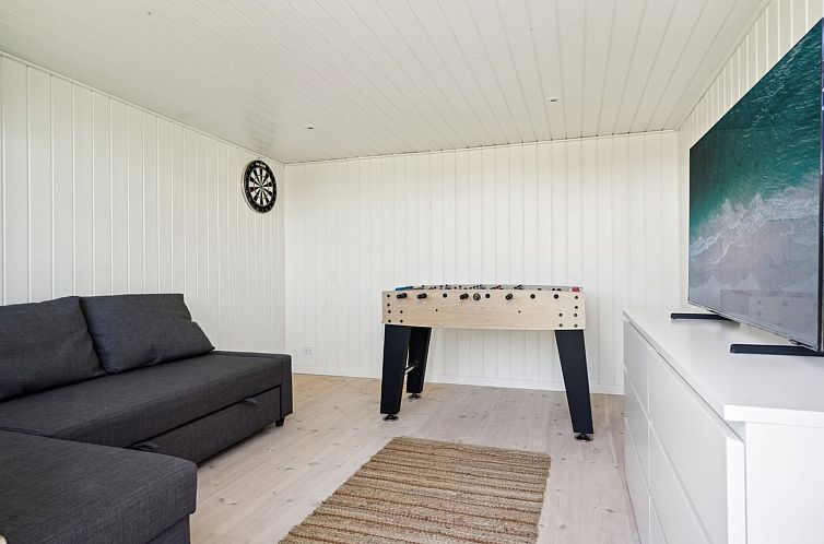 Vakantiehuis "Veljan" - 400m from the sea
