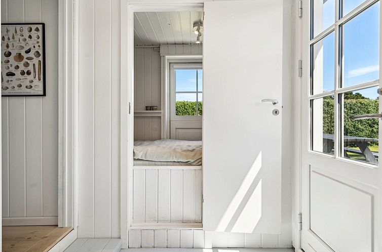 Vakantiehuis "Veljan" - 400m from the sea