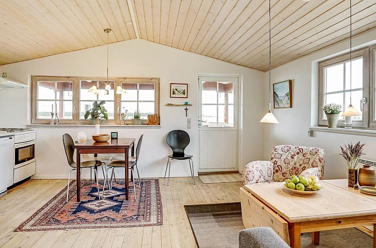 Vakantiehuis "Topi" - 15m from the sea