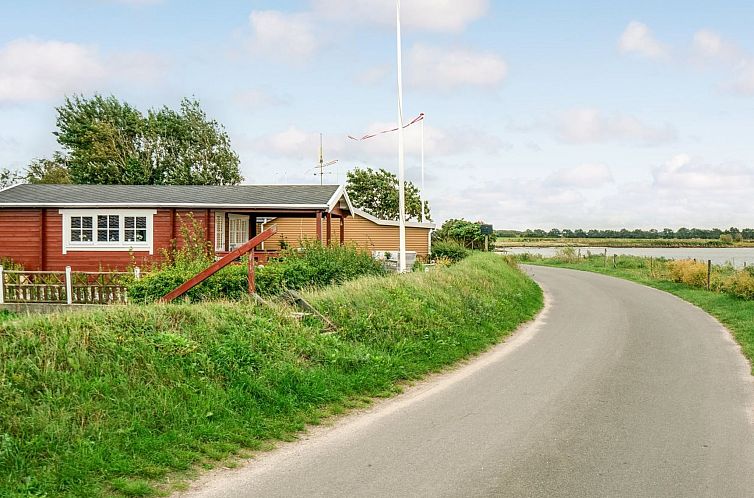 Vakantiehuis "Topi" - 15m from the sea