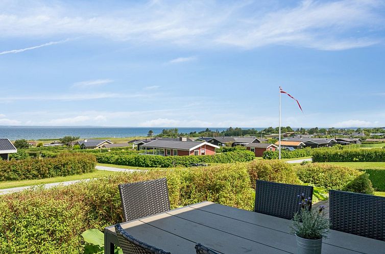 Vakantiehuis "Matthias" - 300m from the sea