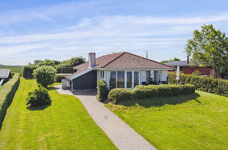 Vakantiehuis "Matthias" - 300m from the sea