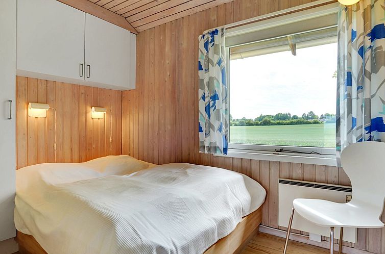 Vakantiehuis "Janne" - 400m from the sea