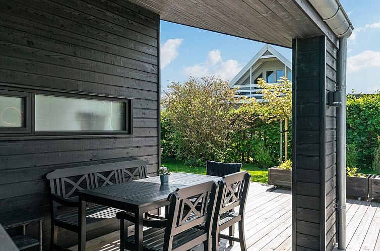 Vakantiehuis "Maaria" - 400m from the sea