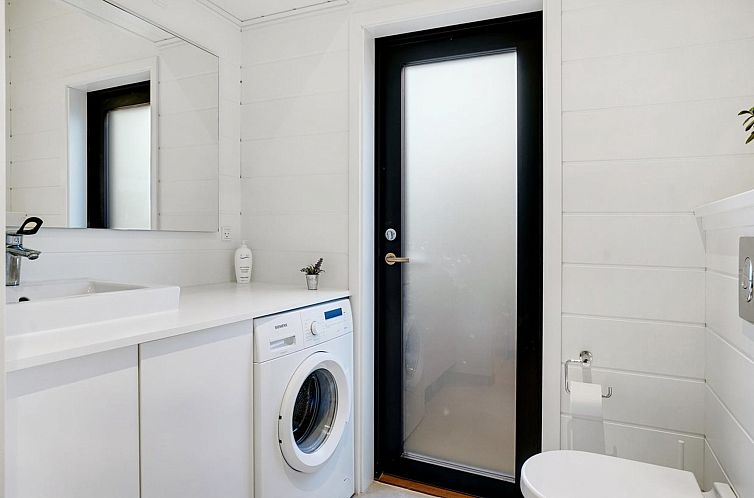 Vakantiehuis "Maaria" - 400m from the sea