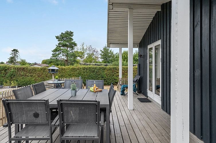 Vakantiehuis "Asya" - 600m from the sea