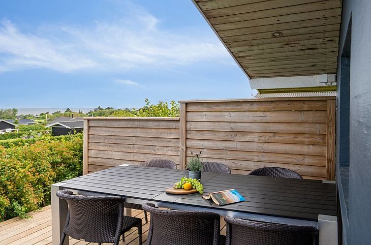 Vakantiehuis "Nelina" - 300m from the sea