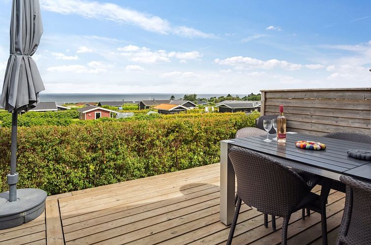 Vakantiehuis "Nelina" - 300m from the sea