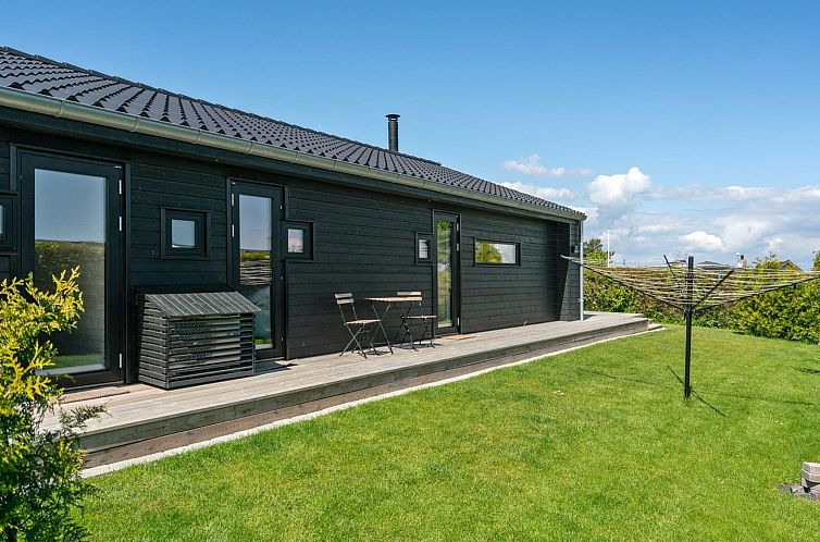 Vakantiehuis "Kjell" - 100m from the sea