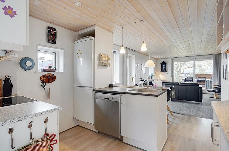 Vakantiehuis "Kjell" - 100m from the sea
