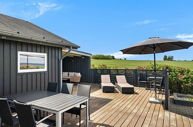 Vakantiehuis "Drusilla" - 140m from the sea