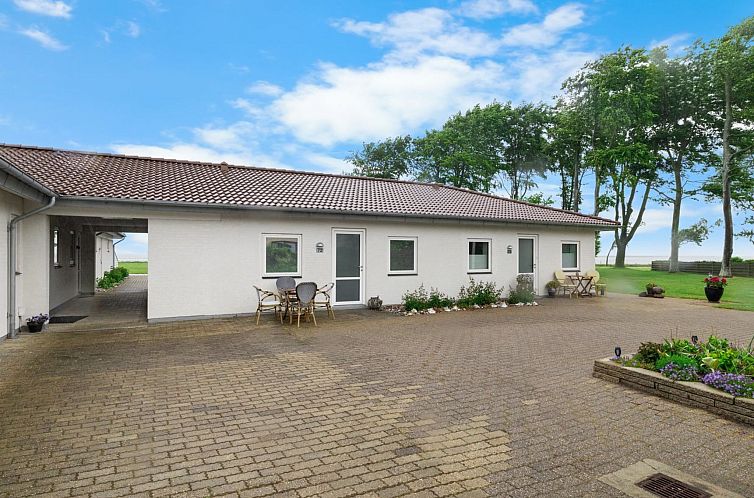 Appartement "Kari" - 50m from the sea