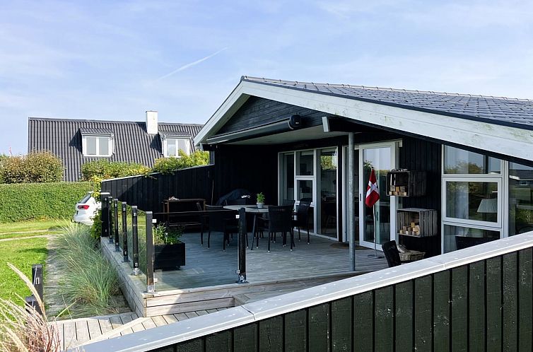 Vakantiehuis "Carlene" - 350m from the sea