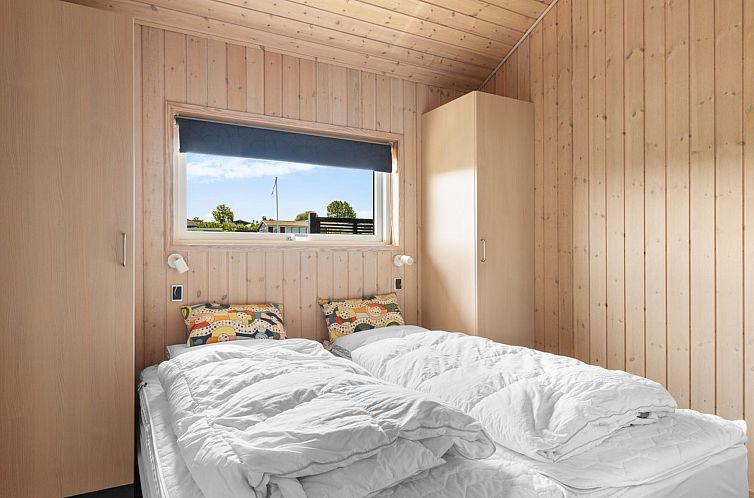 Vakantiehuis "Carlene" - 350m from the sea