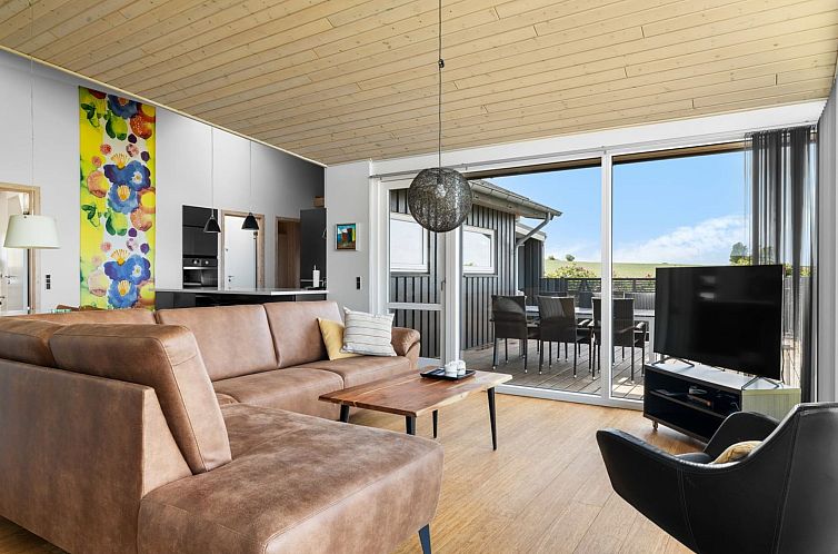 Vakantiehuis "Carlene" - 350m from the sea