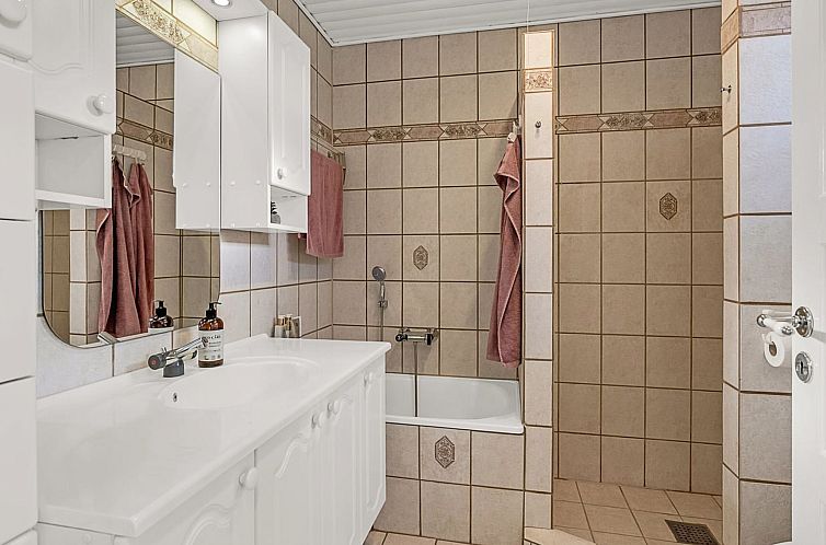 Vakantiehuis "Sada" - 30m from the sea
