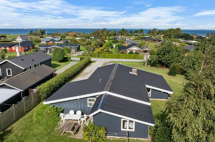 Vakantiehuis "Maylin" - 350m from the sea