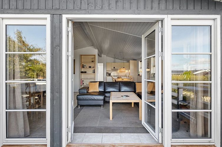 Vakantiehuis "Maylin" - 350m from the sea