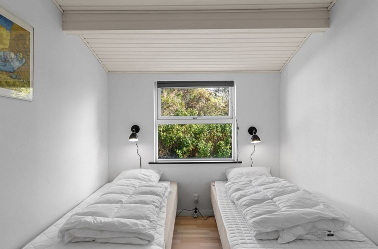 Vakantiehuis "Maylin" - 350m from the sea