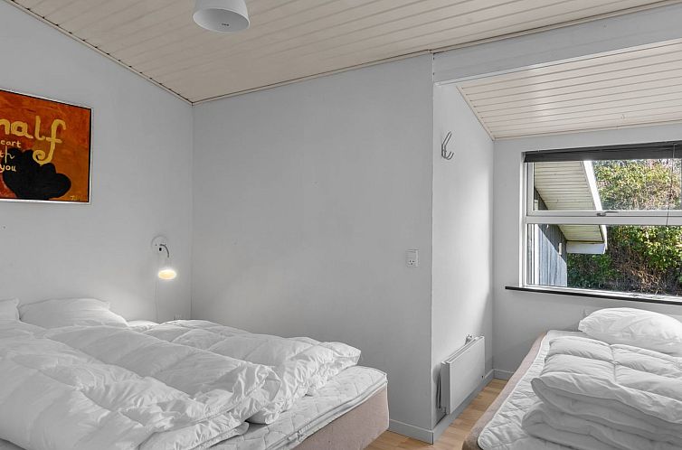 Vakantiehuis "Maylin" - 350m from the sea