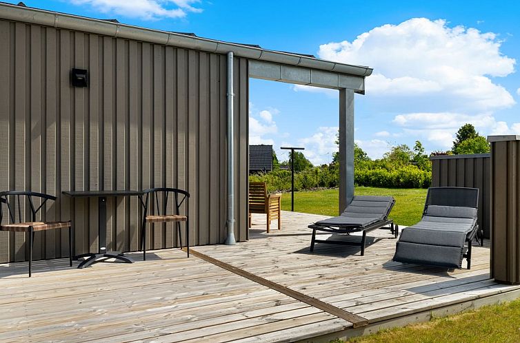 Vakantiehuis "Tydkil" - 250m from the sea