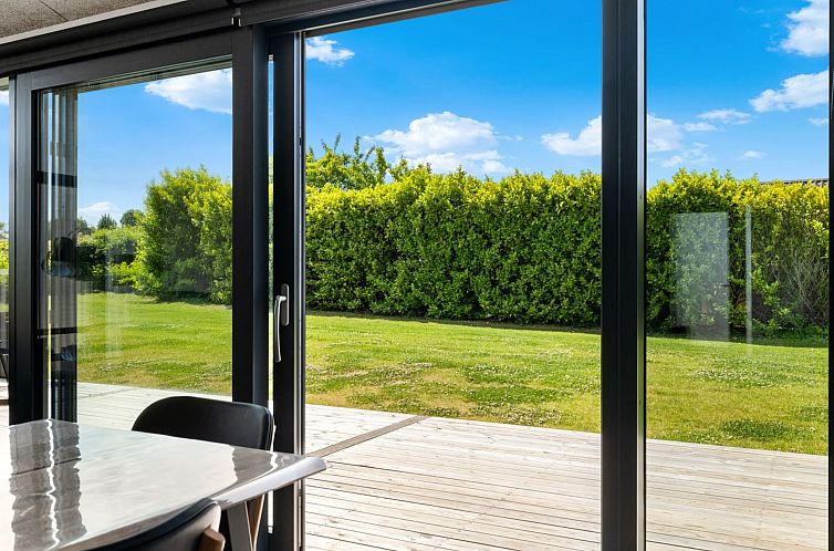 Vakantiehuis "Tydkil" - 250m from the sea
