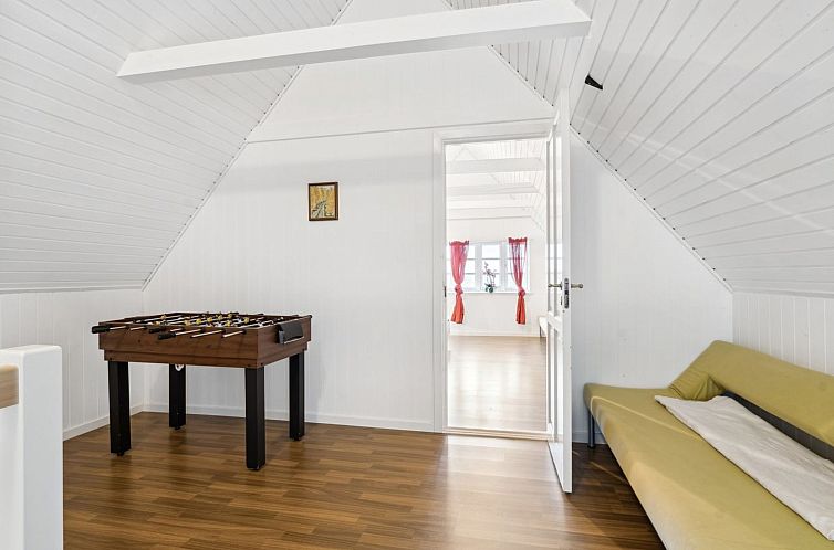 Vakantiehuis "Eliane" - 1.8km from the sea