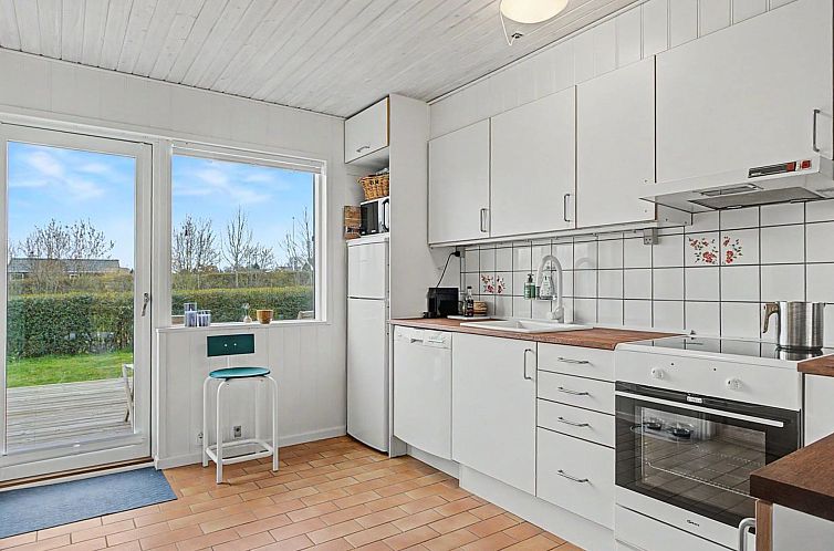 Vakantiehuis "Jarik" - 340m from the sea