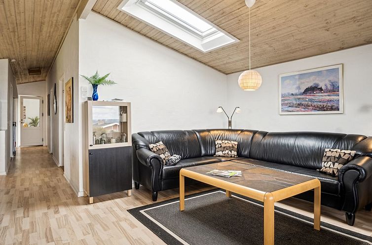 Vakantiehuis "Nelina" - 300m from the sea