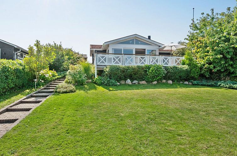 Vakantiehuis "Elfrede" - 600m from the sea