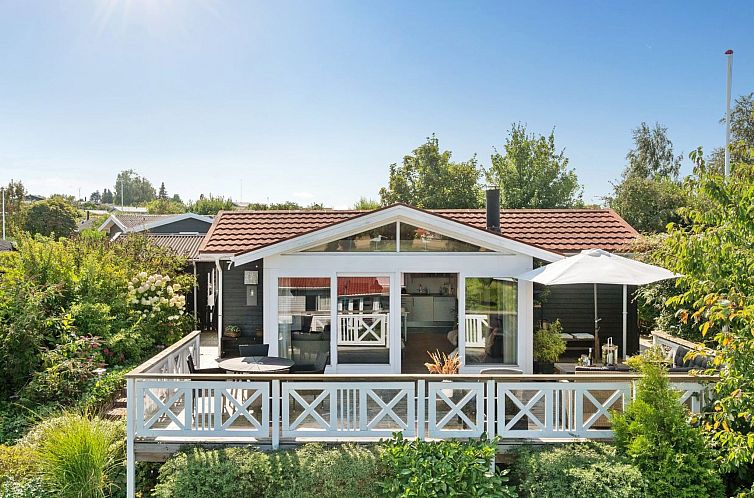 Vakantiehuis "Elfrede" - 600m from the sea