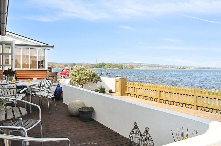 Vakantiehuis "Tameka" - 10m to the fjord