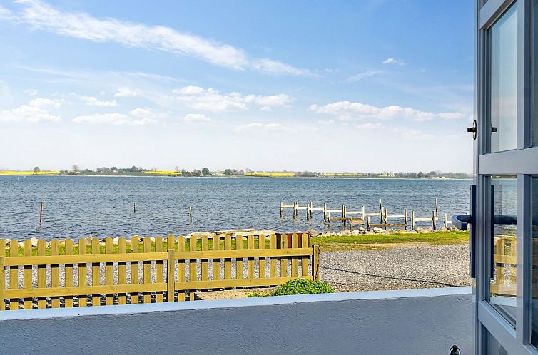 Vakantiehuis "Tameka" - 10m to the fjord