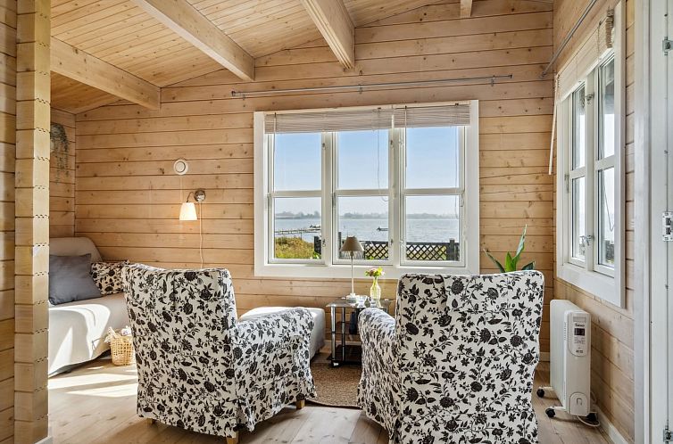 Vakantiehuis "Gyrth" - 20m to the fjord