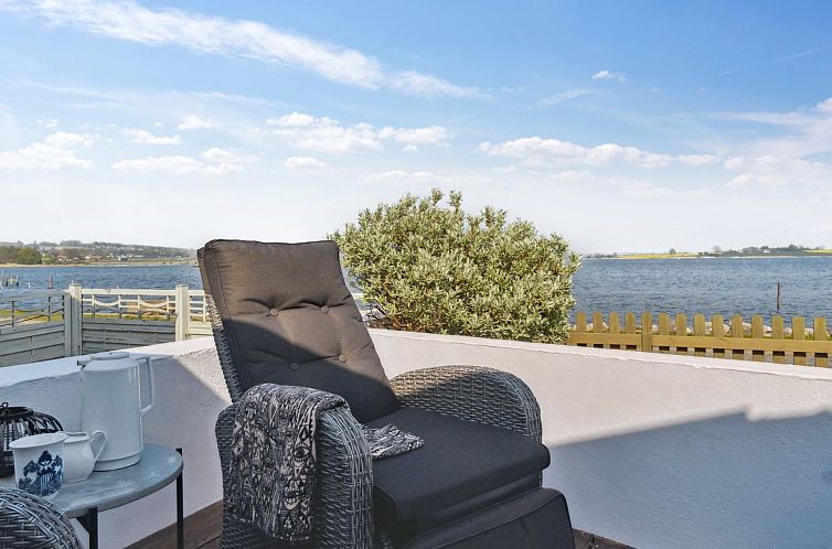 Vakantiehuis "Tameka" - 10m to the fjord