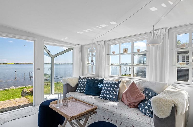 Vakantiehuis "Jorek" - 10m to the fjord