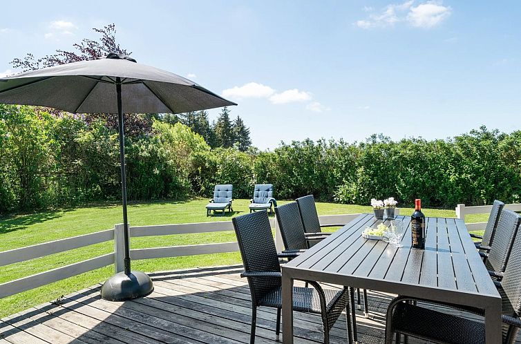 Vakantiehuis "Kajana" - 400m from the sea