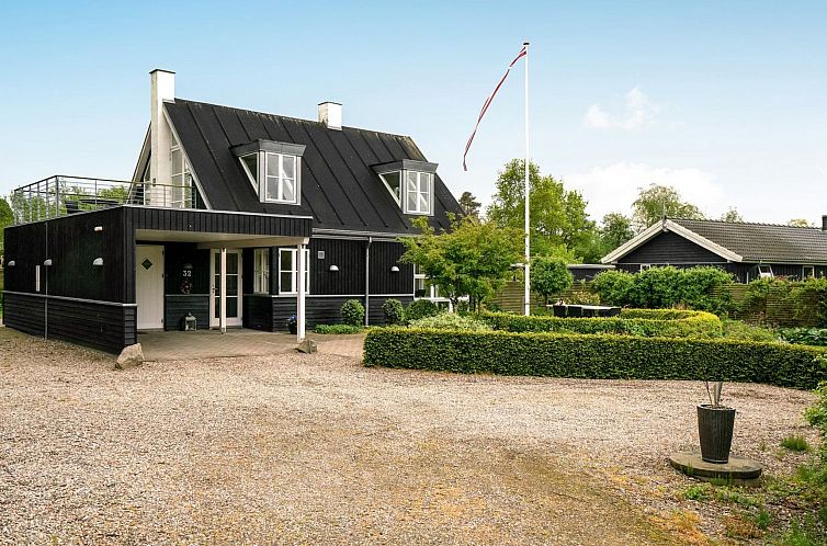 Vakantiehuis "Gullan" - 75m from the sea
