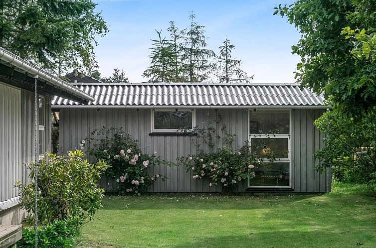 Vakantiehuis "Juditha" - 400m from the sea