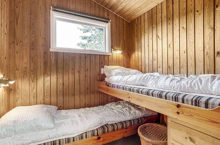 Vakantiehuis "Juditha" - 400m from the sea